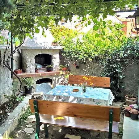 弗兰尼斯威克公寓酒店 公寓 *