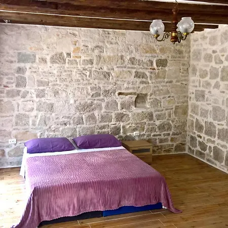 Franicevic * سبليت