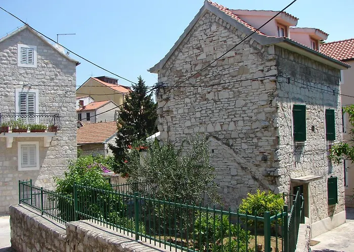 Franicevic Apartamento *