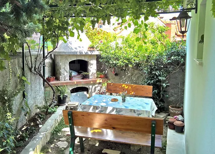 Franicevic Apartamento *